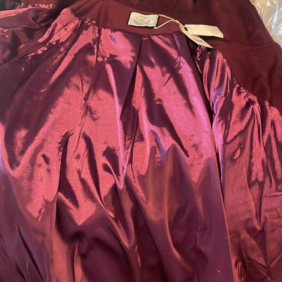 Linennaive Outlander 100% Wool Cloak Coat- Burgundy - Picture 3 of 5